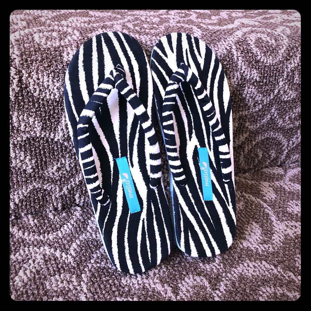 Zebra 🦓 Print Flip Flops